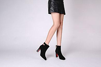 《前线任务1重制版》夏季免费更新剧情及多人模式